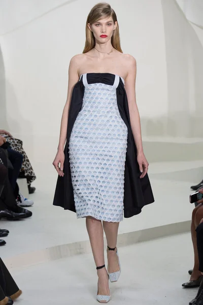 Look 46